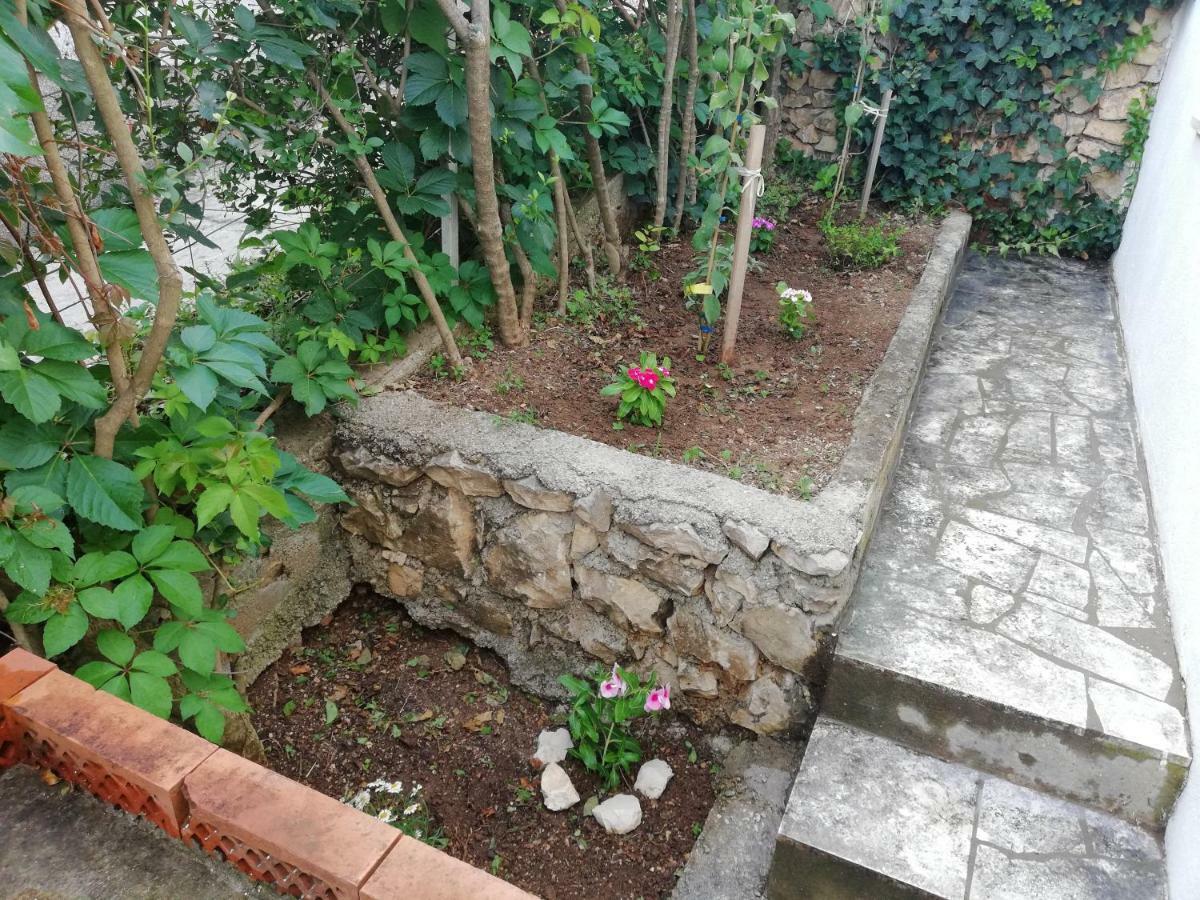 Vacation Home Mirjana Seget Vranjica Exterior foto
